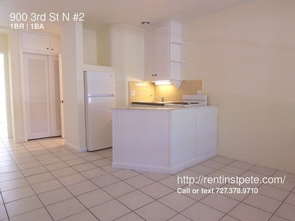 3rd image of 900 3rd St N APT 2