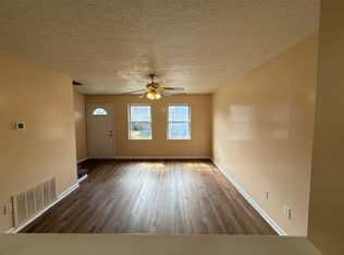 9418 Washington Ave APT 3, Marmet, WV 25315
