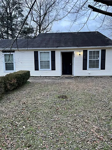 1029 Kelley Dr Photo 1