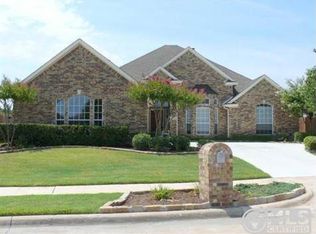2079 Fair Oaks Cir, Corinth, TX 76210