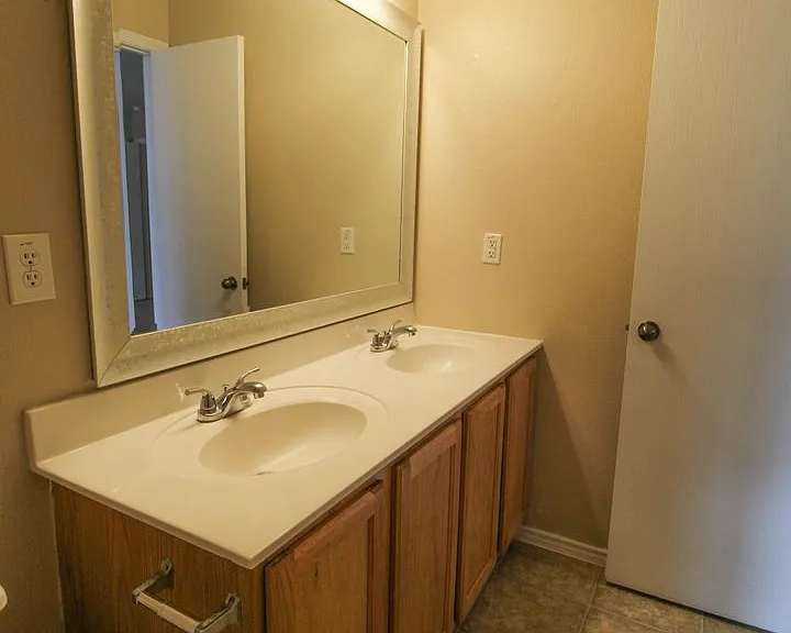 8314 Steep Valley — Photo 32