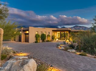 14298 N Quiet Rain Dr, Oro Valley, AZ 85755
