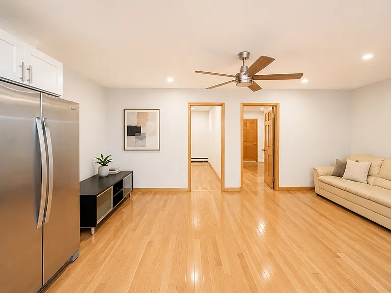 279 Bay 41 St #1 — Photo 9