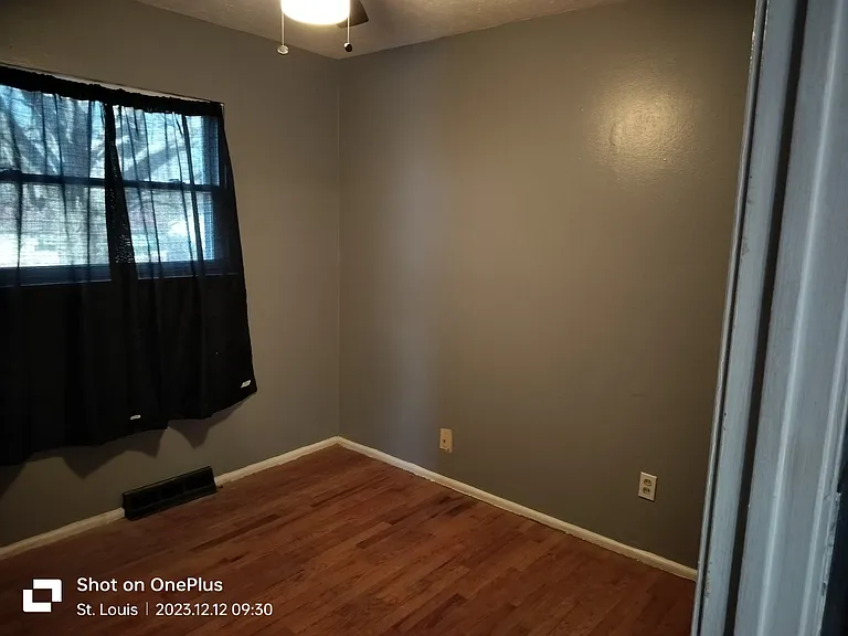 10504 Baron Dr — Photo 13