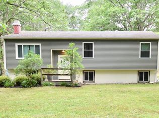 25 Woodland Rd, Leicester, MA 01524