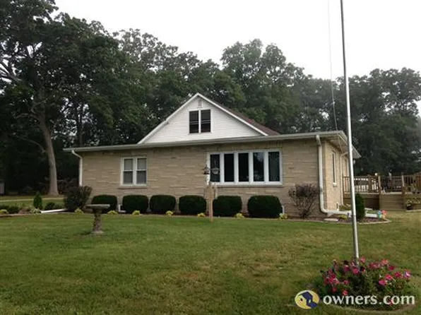 15116 12th St, Kenosha, WI 53144