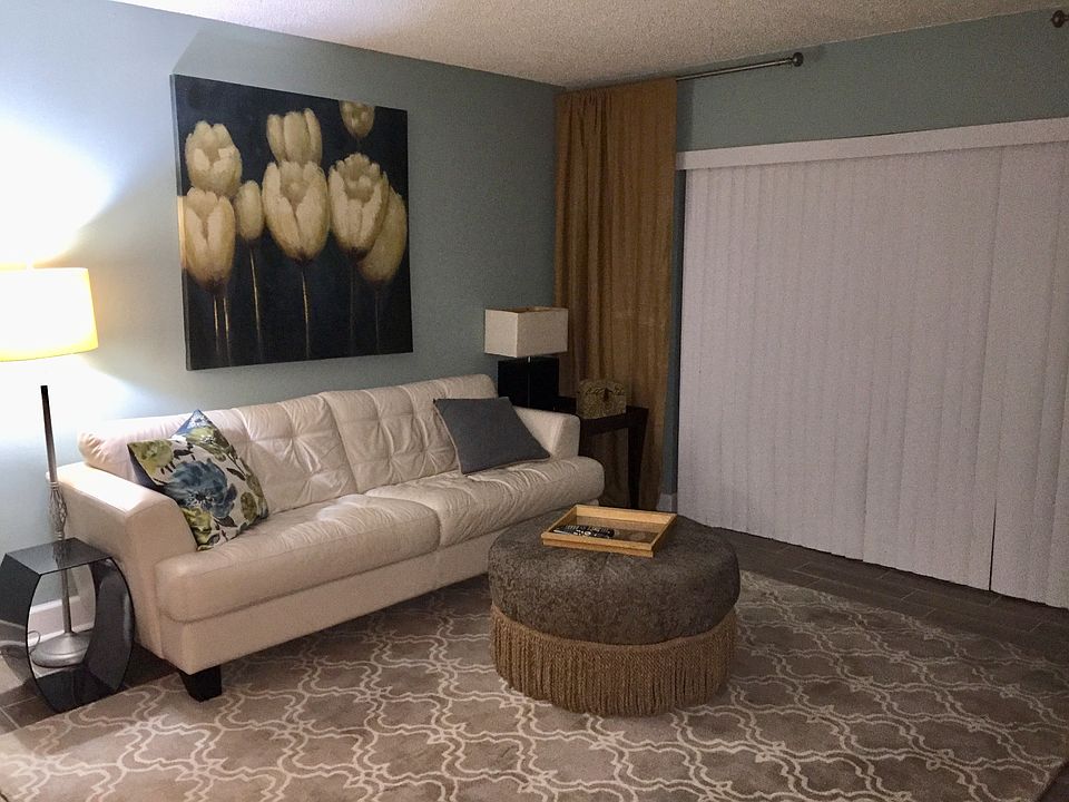 1st image of 3402 Gardens East Dr #9