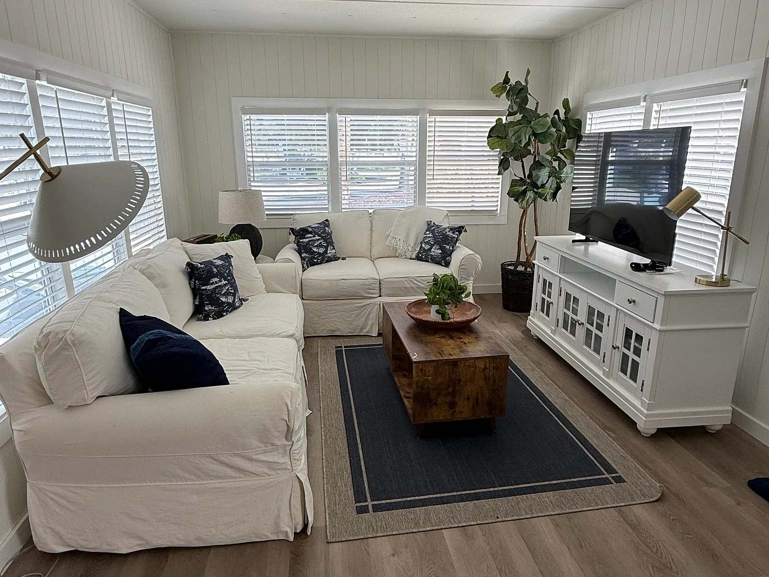 1 bed, 700 sqft, $3,600 — Photo 1