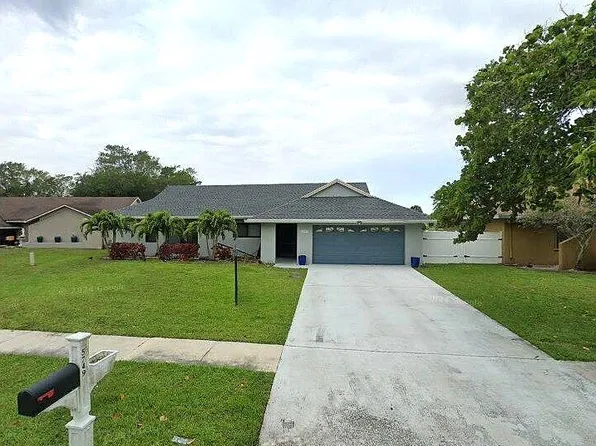 5749 Adair Way, Lake Worth, FL 33467