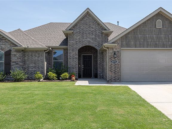 3rd image of 4373 W Divide Dr