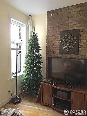 Rented by Oxford Property Group | media 74