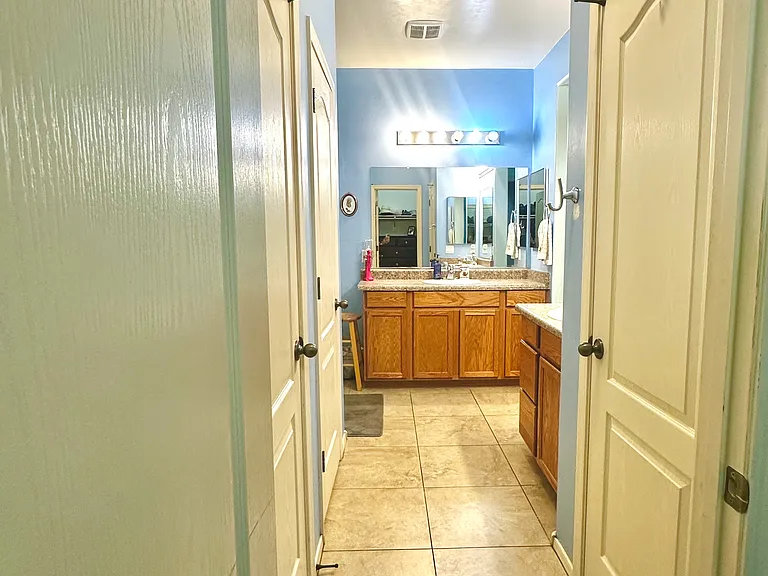 1145 E Madera Grove Ln — Photo 19