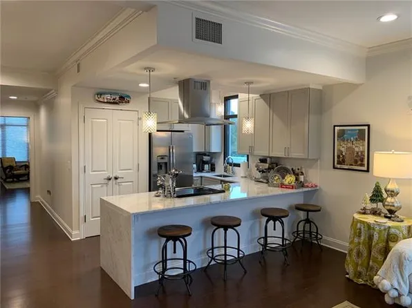 2328 Metairie Rd, Metairie, LA
