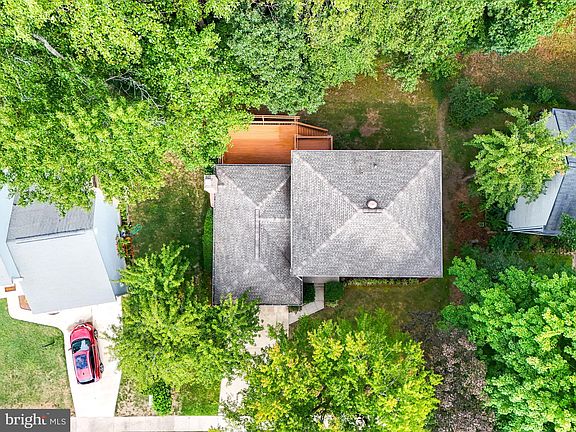 4th image of 11815 Parliament Dr