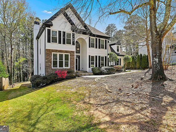 3rd image of 120 Fielding Rdg