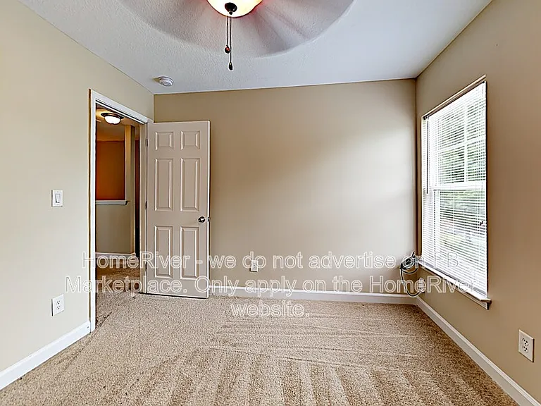 5027 Stone Park Dr — Photo 15