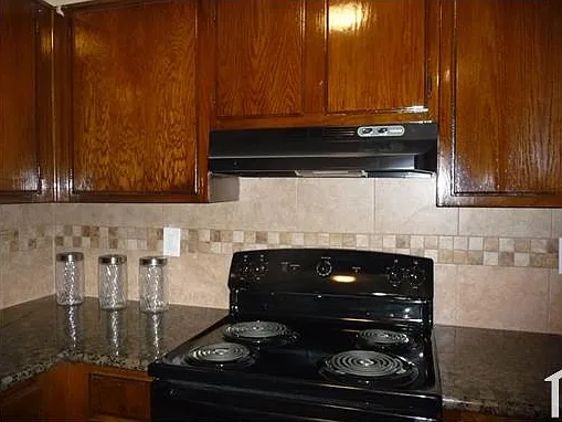 2 bed, 1200 sqft, $1,750 — Photo 2