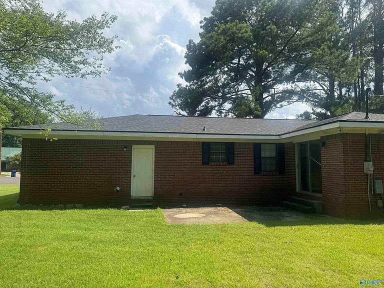 200 Curtis Cir SE — Photo 14