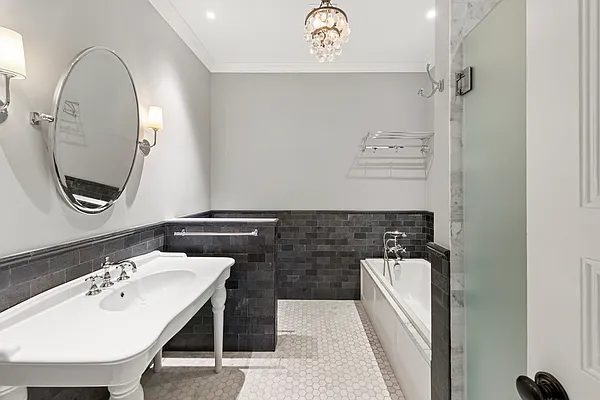 Rented by Douglas Elliman | media 34