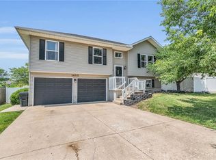1403 Glenda Ter, Cameron, MO 64429