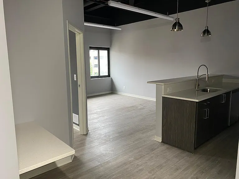 22241 Michigan Ave — Photo 22