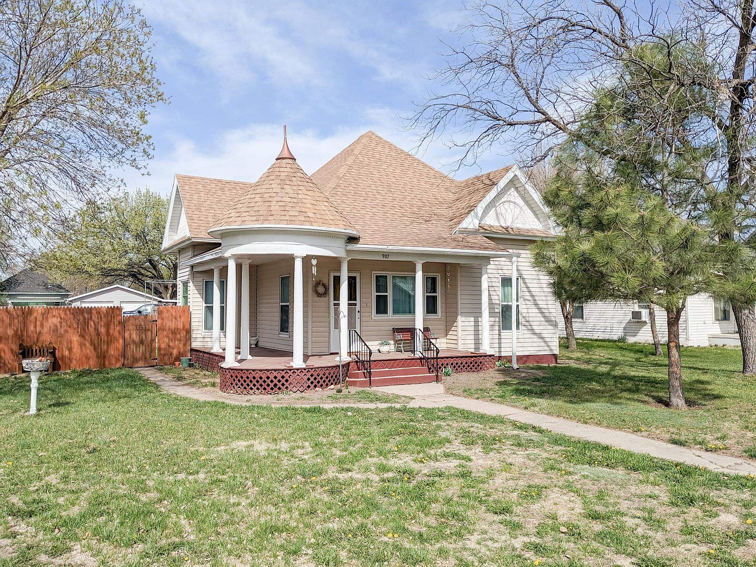 907 Nebraska Ave, Arapahoe, NE 68922 Zillow