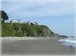 97838 Bathiany Ln, Brookings, OR 97415