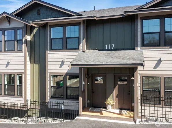 117 Orchard Avenue S #C, Eatonville, WA 98328