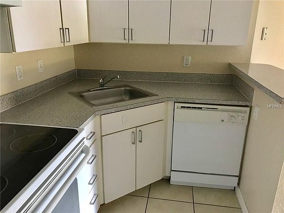 5th image of 5136 Park Central Dr APT 226
