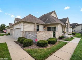 13361 Wyndemere Cir, Sterling Heights, MI 48313