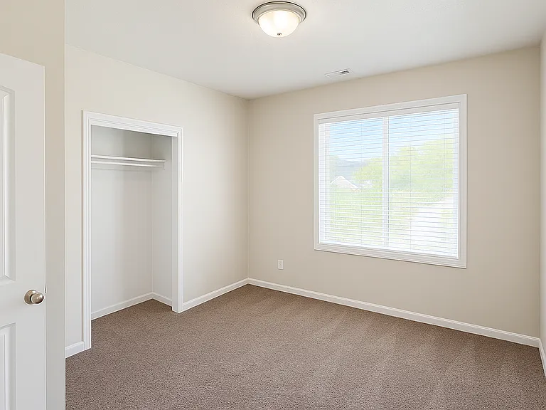 426 W 200th St N #307 — Photo 7