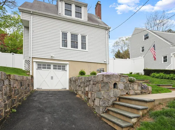 24 Nicholas Ave, Greenwich, CT 06831