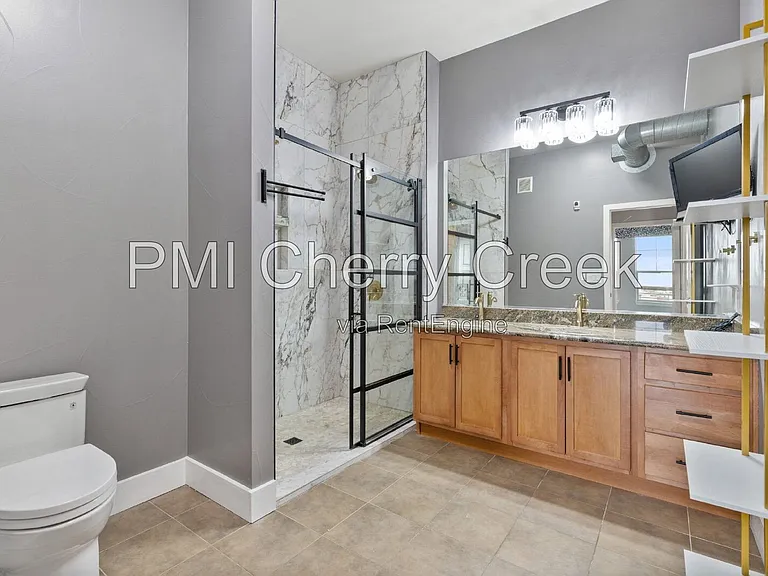 10111 Inverness Main St #414 — Photo 14