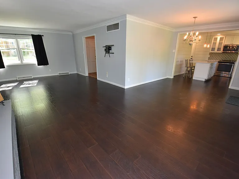 54579 Whispering Oak Dr — Photo 8