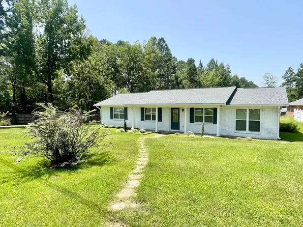 539 Luckney Rd, Brandon, MS 39042