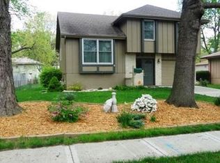 8812 E 111th St, Kansas City, MO 64134