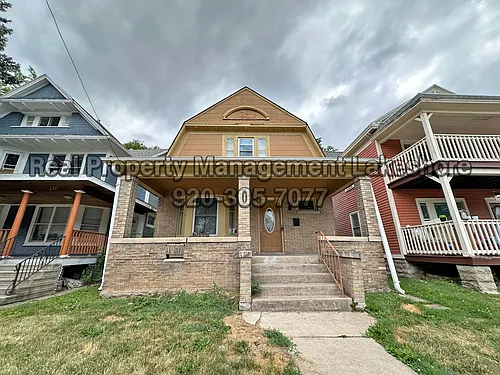 639 Jackson St Photo 1