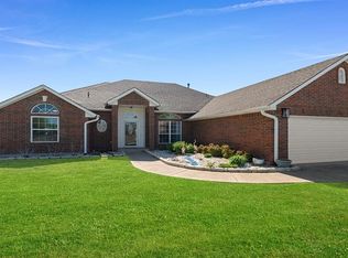 3909 Buckingham Dr, Norman, OK 73072