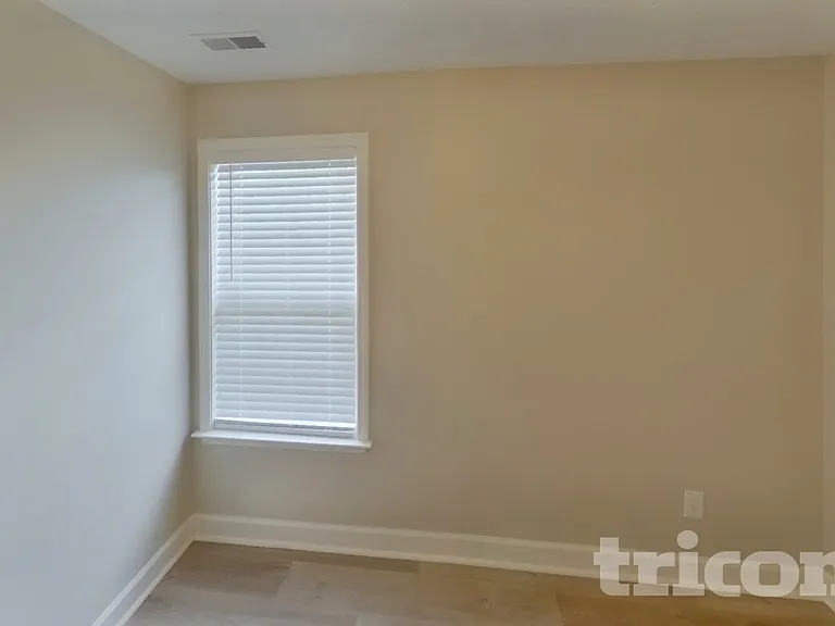 1024 Stratus Dr — Photo 11