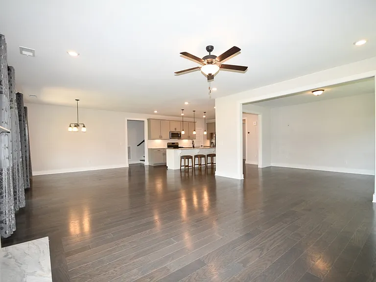 1663 Buttonwood Loop — Photo 8