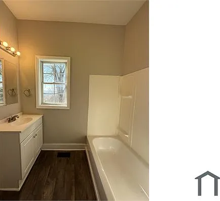 2223 28th St W — Photo 10