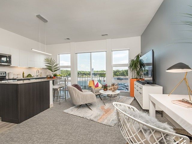 Kitchen / Living Room
