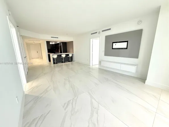 1850 S Ocean Dr APT 1808, Hallandale Beach, FL 33009