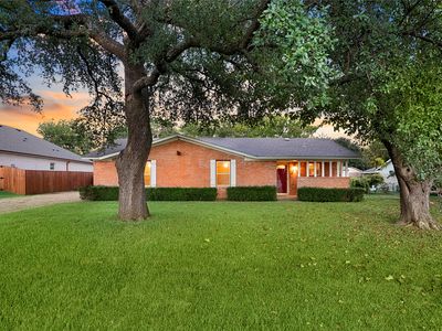 102 Creekview Dr W, Red Oak, TX, 75154