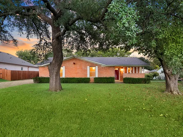102 Creekview Dr W, Red Oak, TX 75154