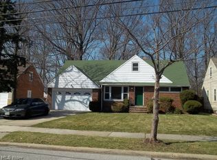 20271 Delaware Dr, Euclid, OH 44117