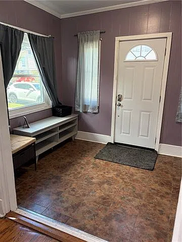 2 bed, 1.0 bath, 1065 sqft, $2,000 — Photo 2