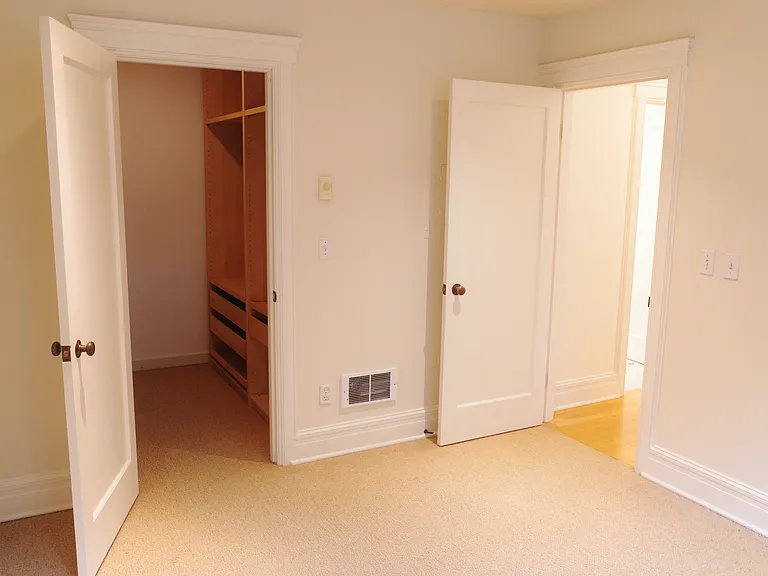 120 W Highland Dr #124 — Photo 7