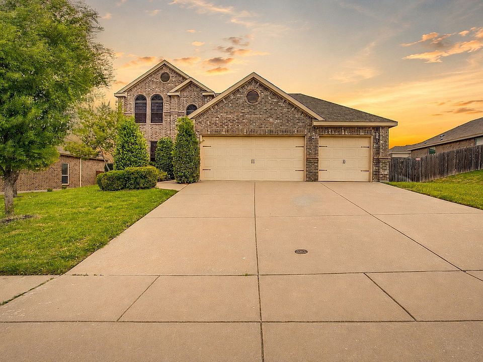 1st image of 1537 Silverstone Dr