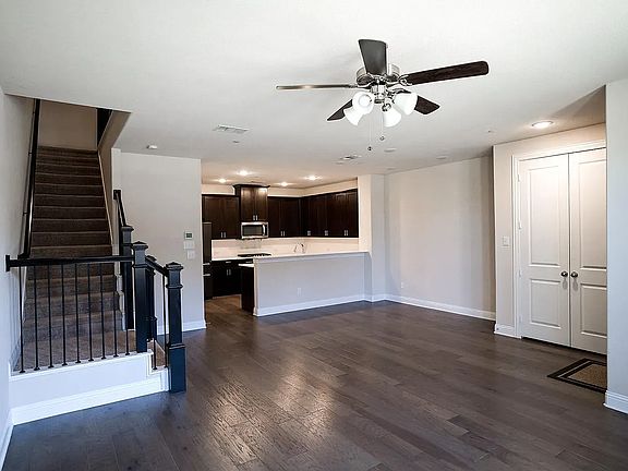 3rd image of 4713 Ladrillo Ln
